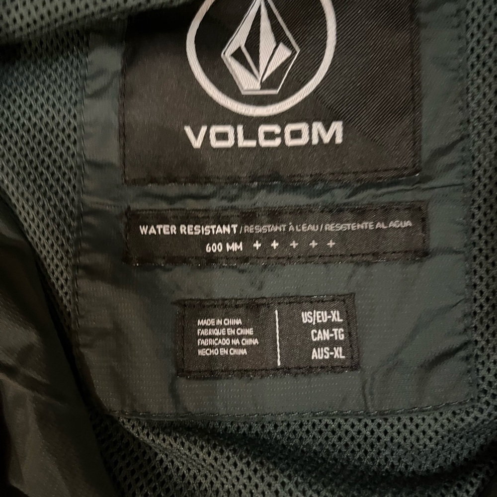 Volcom windbreaker jacket - Picture 4 of 6